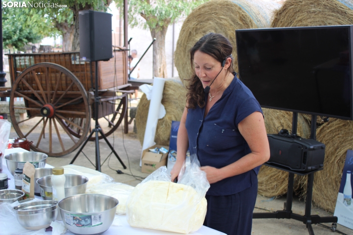 En im&aacute;genes: Valdeavellano de Tera vuelve a presumir de su mantequilla con su tradicional feria