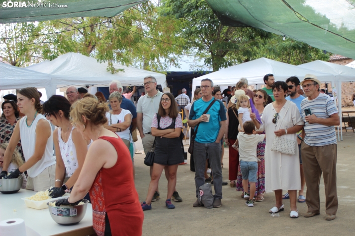 En im&aacute;genes: Valdeavellano de Tera vuelve a presumir de su mantequilla con su tradicional feria