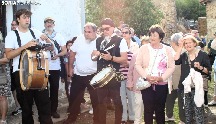 GALER&Iacute;A | Las M&oacute;ndidas y el Ramo, una tradici&oacute;n que perdura en Sarnago