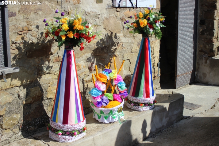GALER&Iacute;A | Las M&oacute;ndidas y el Ramo, una tradici&oacute;n que perdura en Sarnago