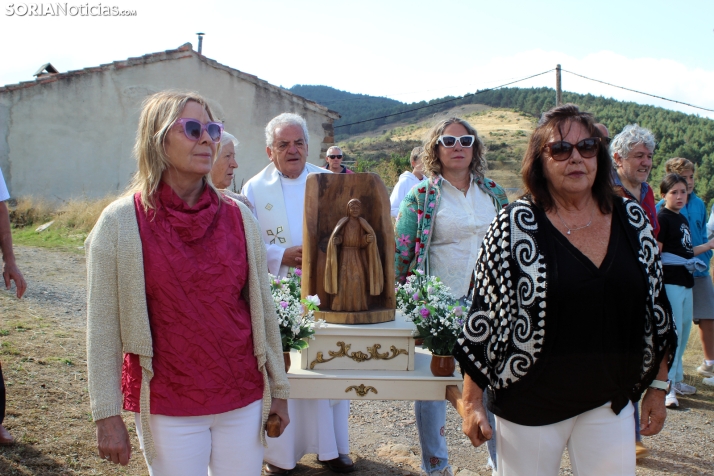 GALER&Iacute;A | Las M&oacute;ndidas y el Ramo, una tradici&oacute;n que perdura en Sarnago