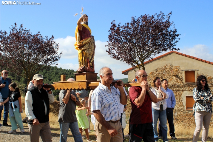 GALER&Iacute;A | Las M&oacute;ndidas y el Ramo, una tradici&oacute;n que perdura en Sarnago