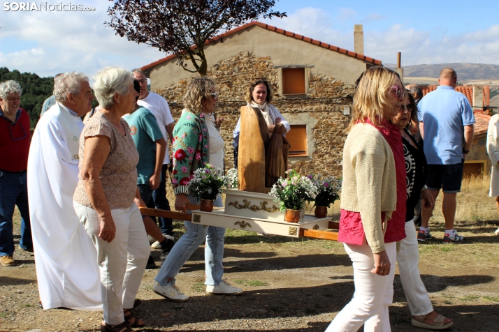 GALER&Iacute;A | Las M&oacute;ndidas y el Ramo, una tradici&oacute;n que perdura en Sarnago
