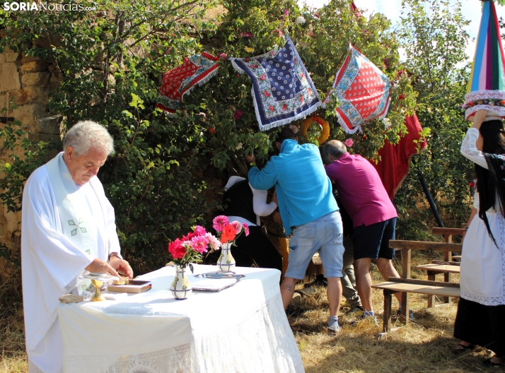 GALER&Iacute;A | Las M&oacute;ndidas y el Ramo, una tradici&oacute;n que perdura en Sarnago