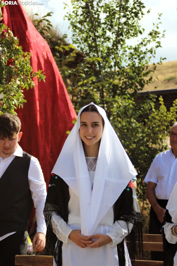 GALER&Iacute;A | Las M&oacute;ndidas y el Ramo, una tradici&oacute;n que perdura en Sarnago