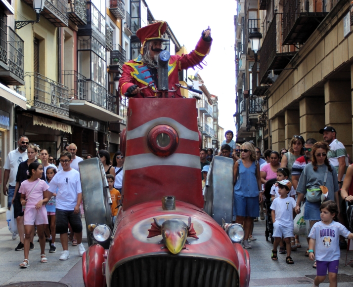 &iexcl;Preparados, listos&hellip; locura! 'RUM RUM&hellip; Trasto Karts' hacen disfrutar a ni&ntilde;os y mayo