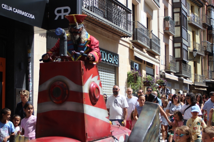 &iexcl;Preparados, listos&hellip; locura! 'RUM RUM&hellip; Trasto Karts' hacen disfrutar a ni&ntilde;os y mayo