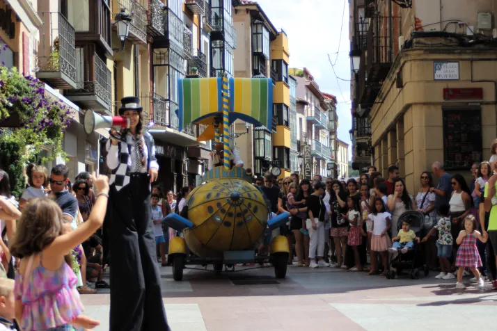 GALER&Iacute;A | &iexcl;Preparados, listos&hellip; locura! 'RUM RUM&hellip; Trasto Karts' hacen disfrutar a ni