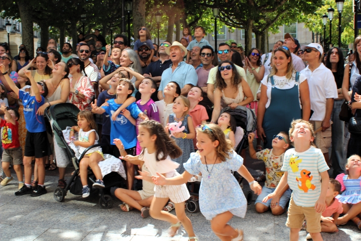 &iexcl;Preparados, listos&hellip; locura! 'RUM RUM&hellip; Trasto Karts' hacen disfrutar a ni&ntilde;os y mayo