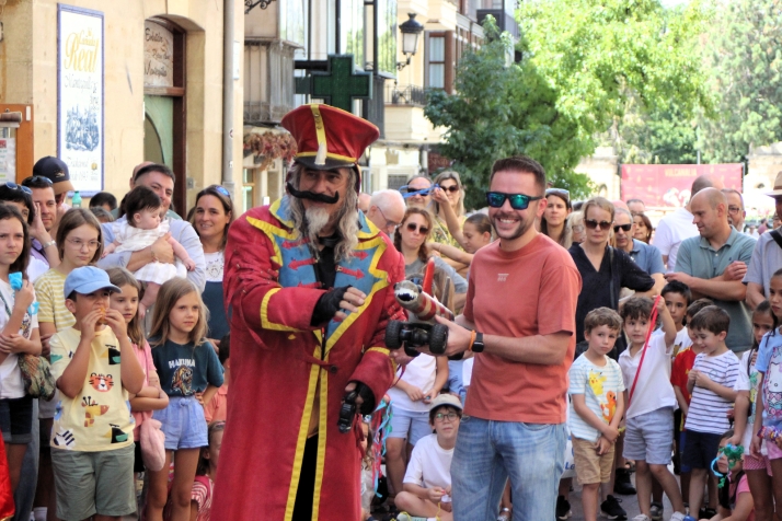 &iexcl;Preparados, listos&hellip; locura! 'RUM RUM&hellip; Trasto Karts' hacen disfrutar a ni&ntilde;os y mayo