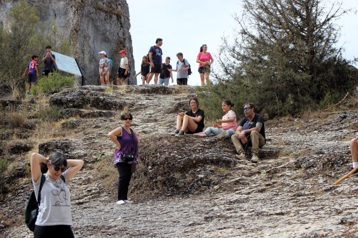 GALER&Iacute;A | Devoci&oacute;n y naturaleza, en el Ca&ntilde;&oacute;n del r&iacute;o Lobos, con la Virgen d