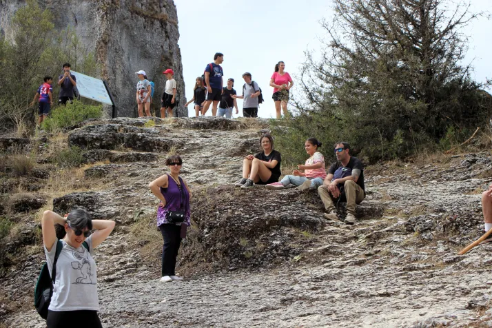 GALER&Iacute;A | Devoci&oacute;n y naturaleza, en el Ca&ntilde;&oacute;n del r&iacute;o Lobos, con la Virgen d