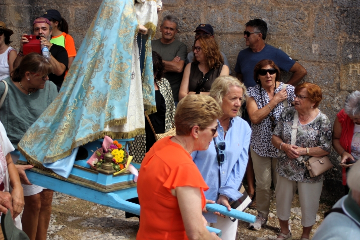 GALER&Iacute;A | Devoci&oacute;n y naturaleza, en el Ca&ntilde;&oacute;n del r&iacute;o Lobos, con la Virgen d