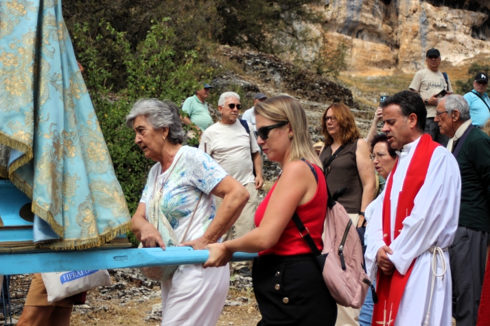 GALER&Iacute;A | Devoci&oacute;n y naturaleza, en el Ca&ntilde;&oacute;n del r&iacute;o Lobos, con la Virgen d