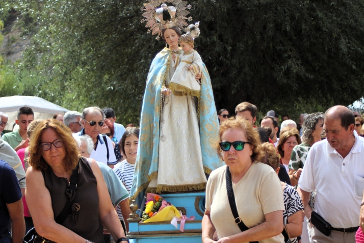 GALER&Iacute;A | Devoci&oacute;n y naturaleza, en el Ca&ntilde;&oacute;n del r&iacute;o Lobos, con la Virgen d