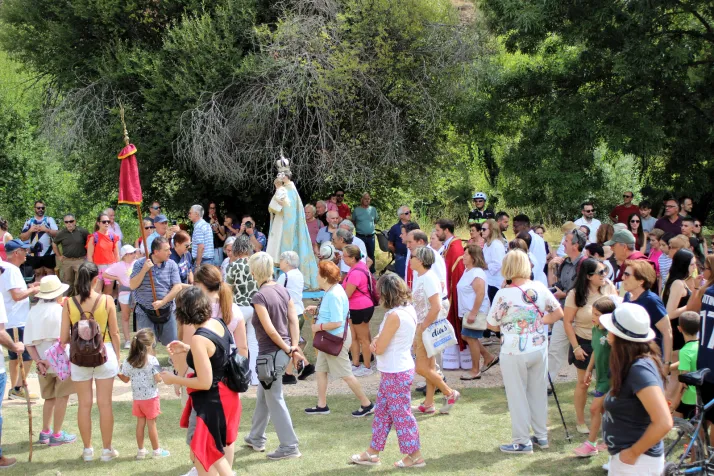GALER&Iacute;A | Devoci&oacute;n y naturaleza, en el Ca&ntilde;&oacute;n del r&iacute;o Lobos, con la Virgen d