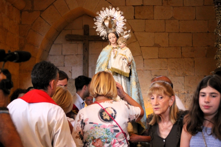 GALER&Iacute;A | Devoci&oacute;n y naturaleza, en el Ca&ntilde;&oacute;n del r&iacute;o Lobos, con la Virgen d