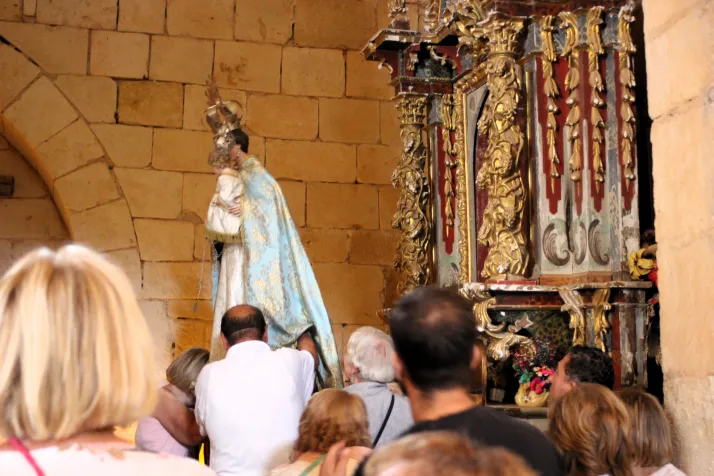 GALER&Iacute;A | Devoci&oacute;n y naturaleza, en el Ca&ntilde;&oacute;n del r&iacute;o Lobos, con la Virgen d