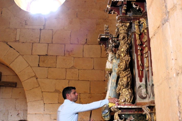 GALER&Iacute;A | Devoci&oacute;n y naturaleza, en el Ca&ntilde;&oacute;n del r&iacute;o Lobos, con la Virgen d