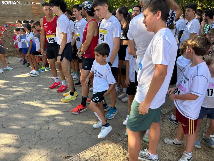 Fotos: &Aacute;greda sigue honrando a Ferm&iacute;n Cacho con una multitudinaria carrera