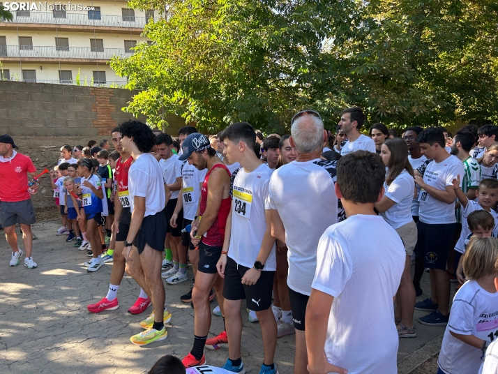 Fotos: &Aacute;greda sigue honrando a Ferm&iacute;n Cacho con una multitudinaria carrera