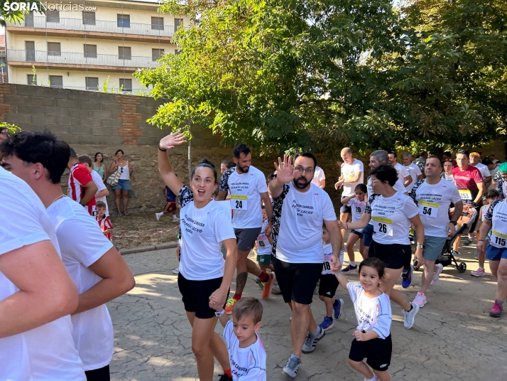 Fotos: &Aacute;greda sigue honrando a Ferm&iacute;n Cacho con una multitudinaria carrera