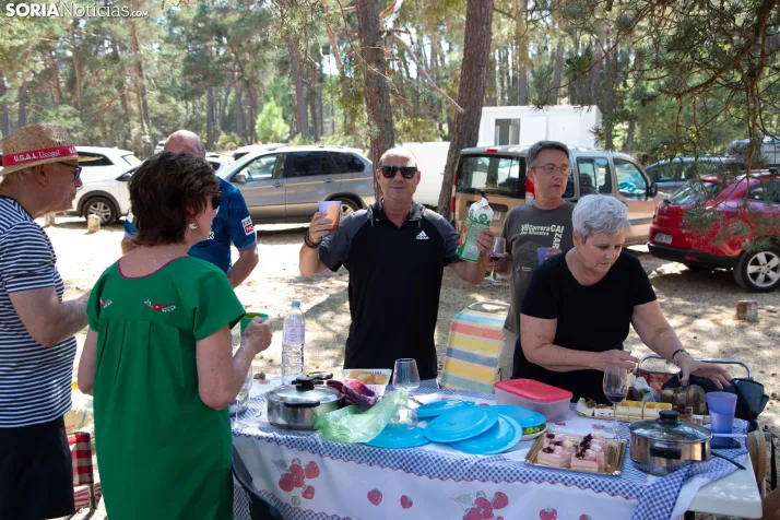 1.600 raciones de tradición: Navaleno despide sus fiestas con la centenaria Caldereta de la Caridad