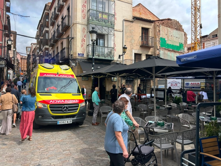 Un trabajador resulta herido tras caer en las obras de un inmueble de Herradores