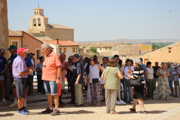 Los 'embajadores' de Soria celebran en San Esteban la fuerza del asociacionismo