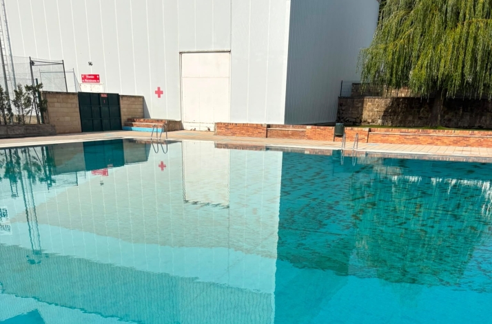 La piscina del San Andrés continúa cerrada, pero se espera que reabra a lo largo del día de hoy