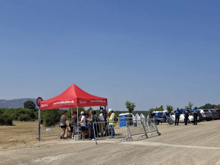 En im&aacute;genes | As&iacute; est&aacute; Valonsadero ahora mismo; el Chicote, foodtrucks, amplio despliegue