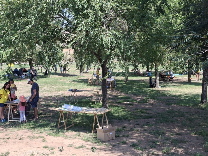 En im&aacute;genes | As&iacute; est&aacute; Valonsadero ahora mismo; el Chicote, foodtrucks, amplio despliegue