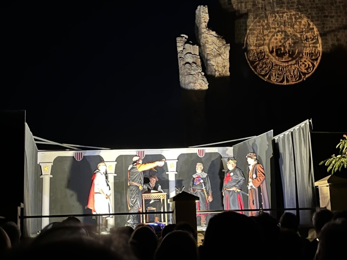 La unión vecinal consolida el éxito de las fiestas de Hinojosa de la Sierra