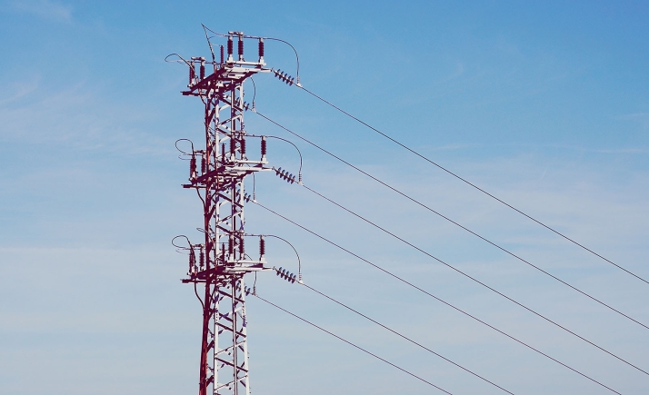 San Pedro Manrique expone el proyecto para reformar su tendido eléctrico