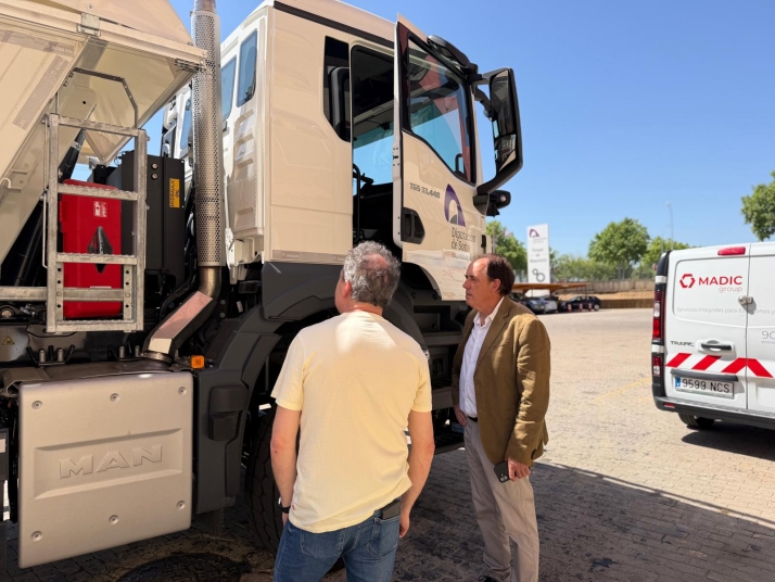 Las carreteras provinciales refuerzan su seguridad invernal con un nuevo camión