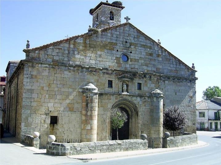 Autorizada la reparación en la cubierta de la iglesia parroquial de San Leonardo