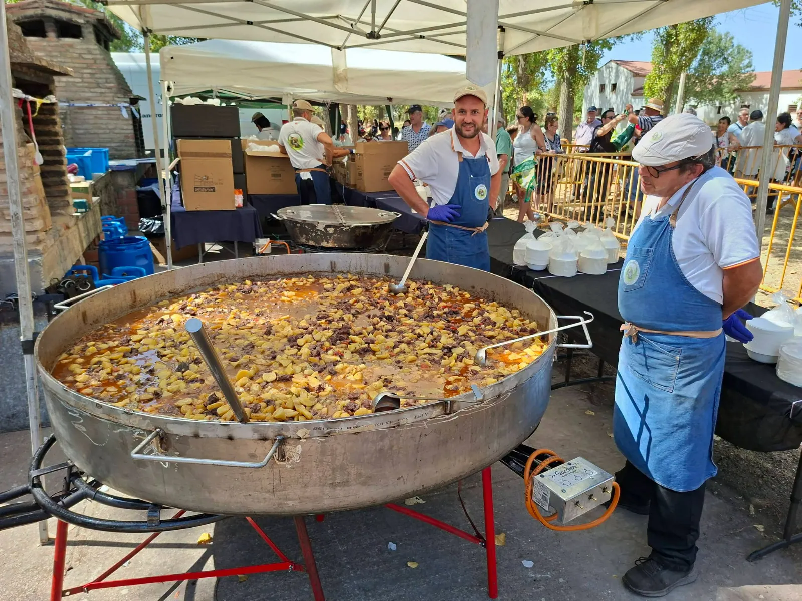 Almazán despide las Fiestas de la Bajada de Jesús 2026 con su tradicional caldereta en La Arboleda