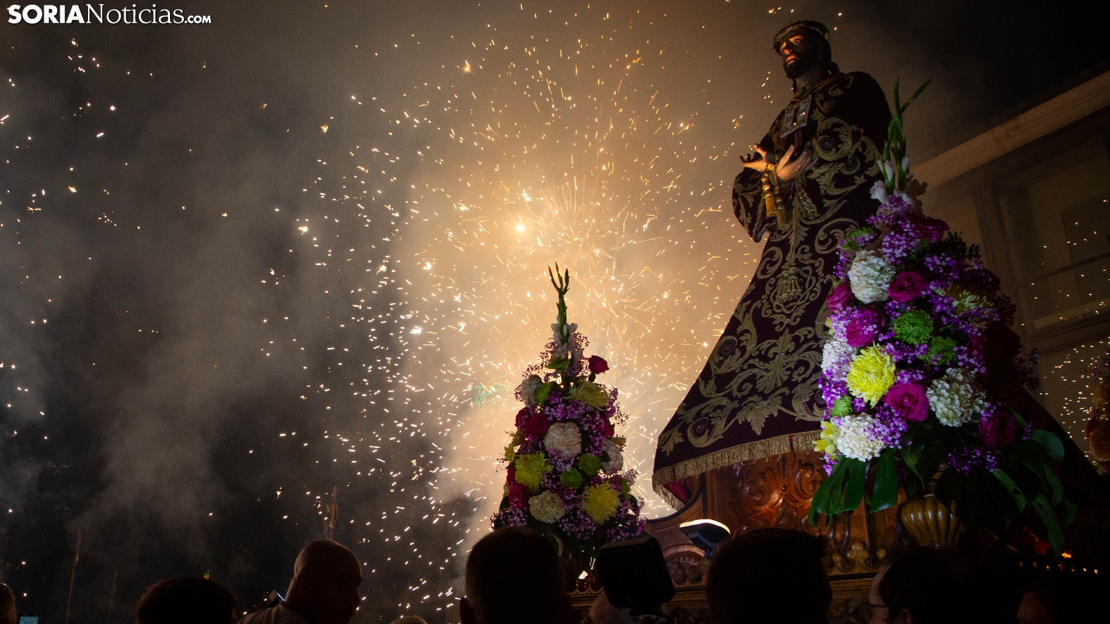 En imágenes: La Bajada de Jesús vuelve a emocionar a adnamantinos y visitantes