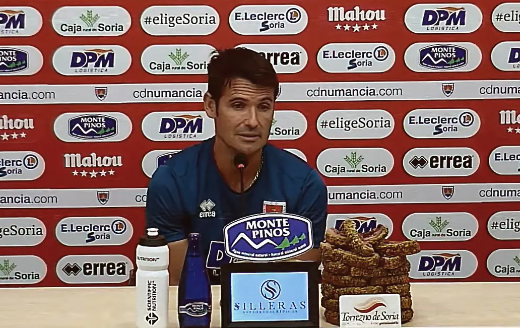 Lolo escobar, en rueda de prensa hoy. /CDN