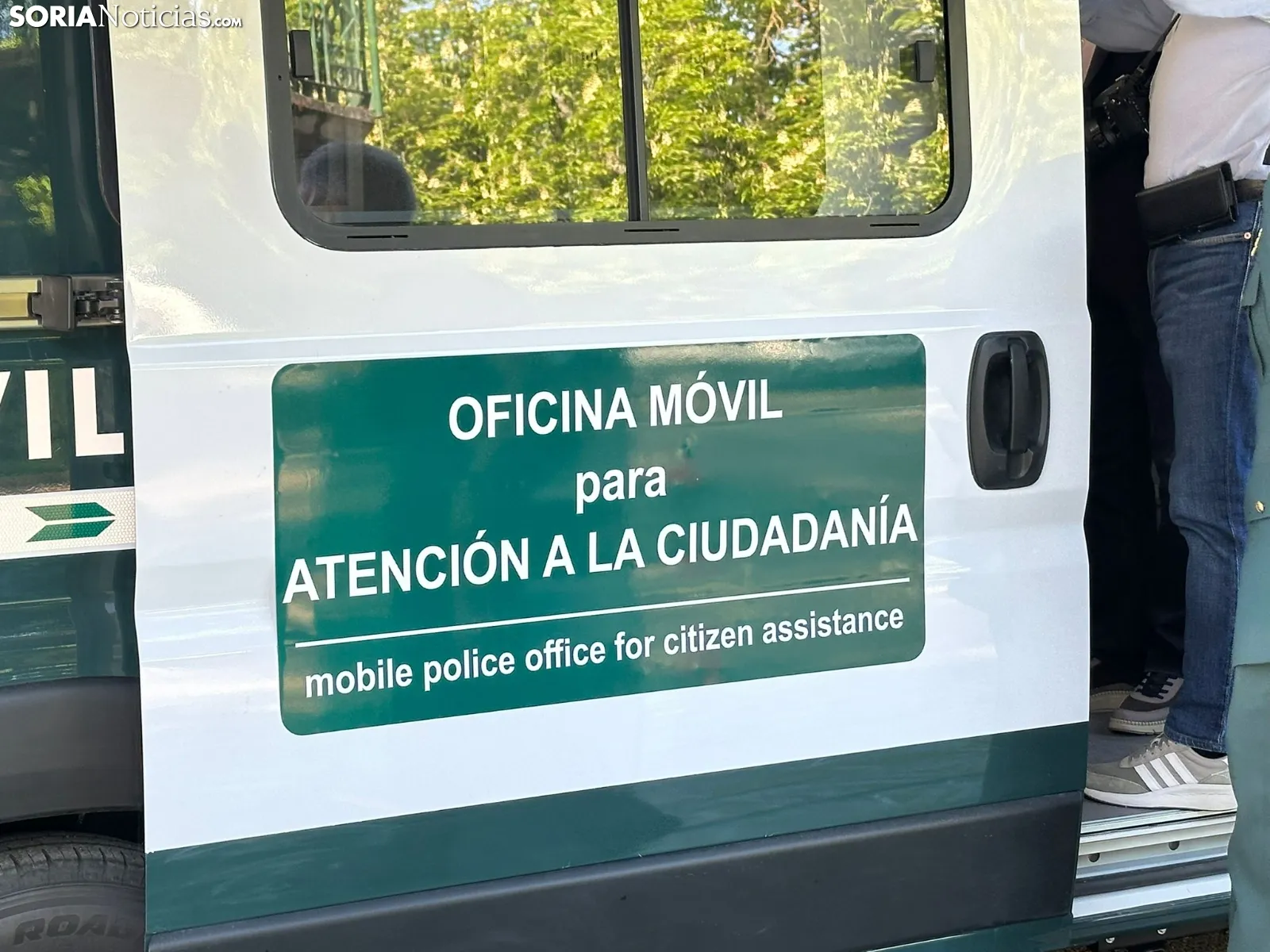 La Guardia Civil acerca a Los Rábanos consejos de seguridad para personas mayores