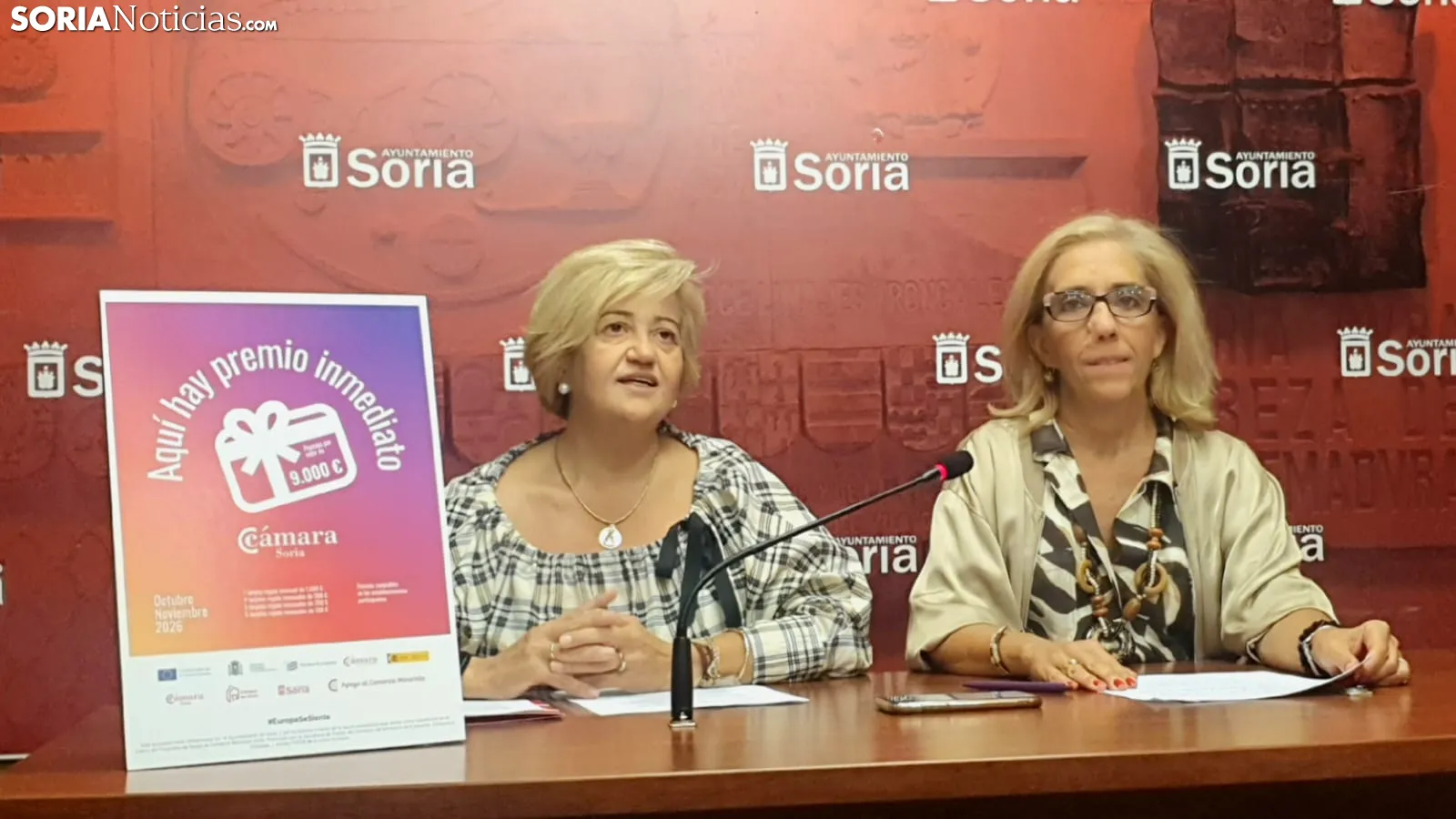 Sonia Giaquinta y Teresa Valdenebro durante la presentación 