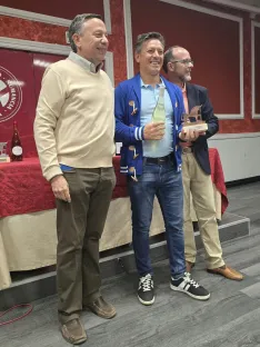 Foto 4 - El Casino premia la precisi&oacute;n sus billaristas 