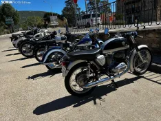 Foto 6 - Las motos hist&oacute;ricas hacen parada en Vinuesa