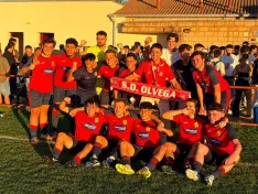 Foto 6 - &Oacute;lvega homenajea a su campe&oacute;n del mundo con el saque de honor