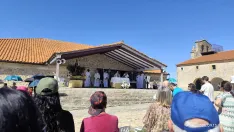Foto 6 - La Virgen de Inodejo vuelve a reunir a los pueblos de su entorno en su tradicional romer&iacute;a