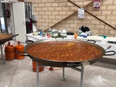 Foto 13 - Camaretas se vuelca con los damnificados de Venezuela y Colombia en una jornada de paella y convivencia solidaria