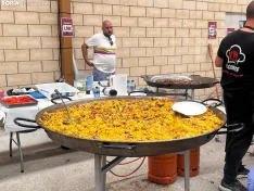 Foto 8 - Camaretas se vuelca con los damnificados de Venezuela y Colombia en una jornada de paella y convivencia solidaria