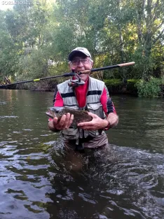 Imágenes de la Gala y de Jesús practicando su afición: la pesca |OA y JA