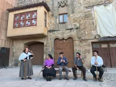 Foto 8 - &lsquo;Al amor de la lumbre&rsquo; conquista a casi 2.000 espectadores en las Rutas Teatralizadas de &Aacute;greda