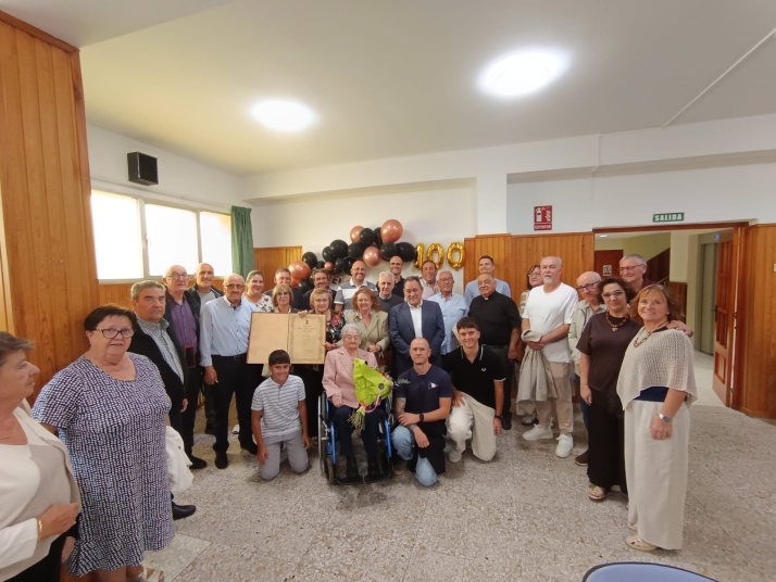 Eufemia Ojuel cumple 100 años en la residencia de Ágreda